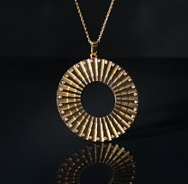 SI Simbolo Vita 18 karaat geel goud 32 diamanten Luxe Transformatie Juwelen