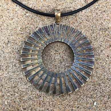 SI Simbolo Chain Pendant Bronze sand beach SI Simbolo Chain Pendant Bronze sand beach